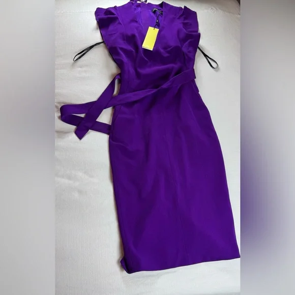 KAREN MILLEN
Frill Pencil Dress - Picture 7 of 10